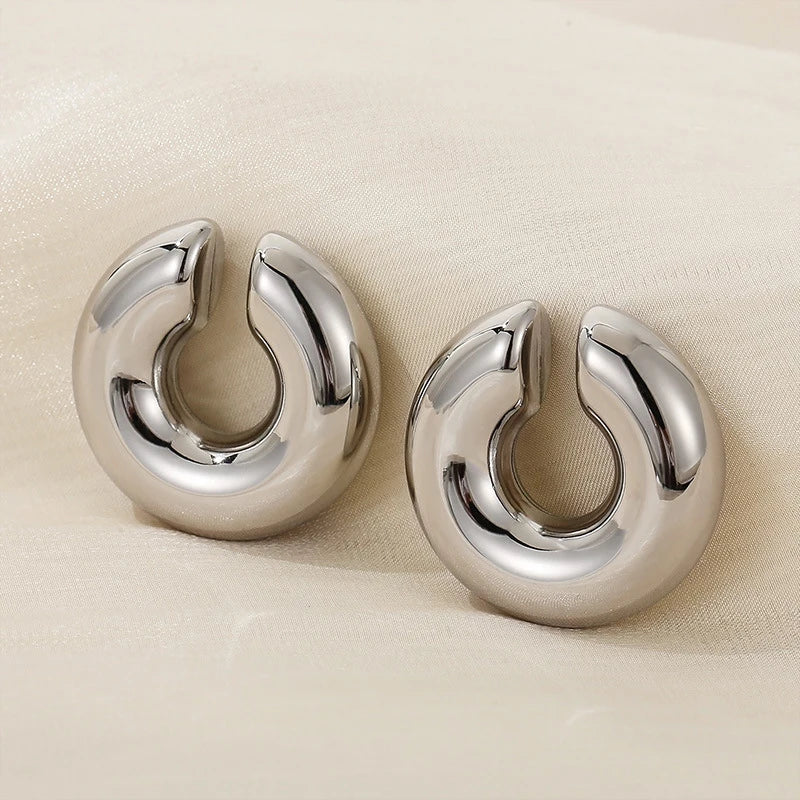 Celeste C-Shaped Ear Cuff