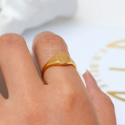 Golden Bloom Signet Ring