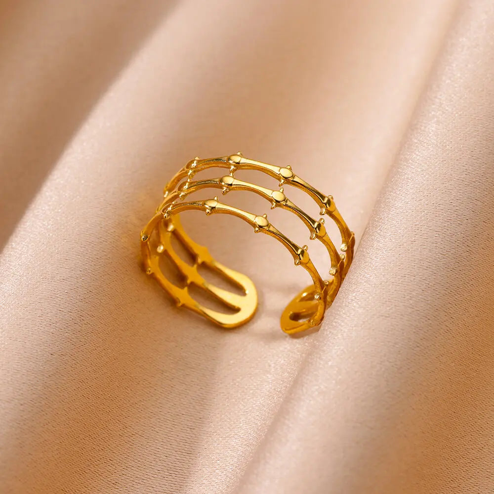 Geometric Bold Ring