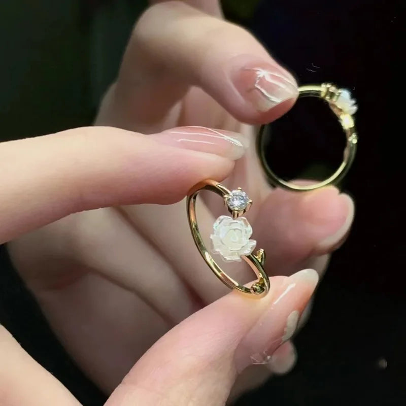 Dainty Bloom Ring