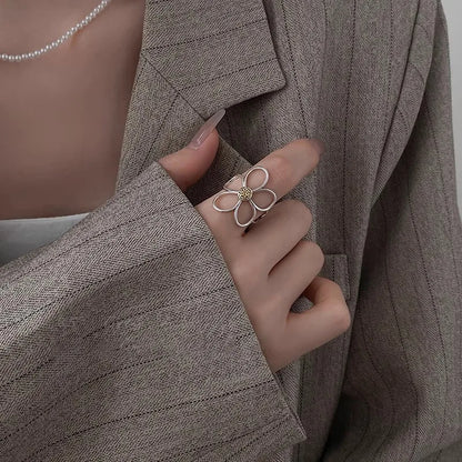 Retro Floral Sterling Ring