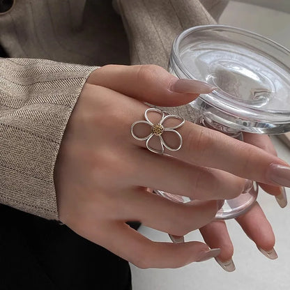 Retro Floral Sterling Ring
