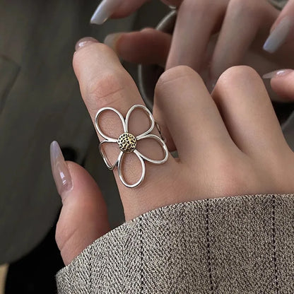 Retro Floral Sterling Ring