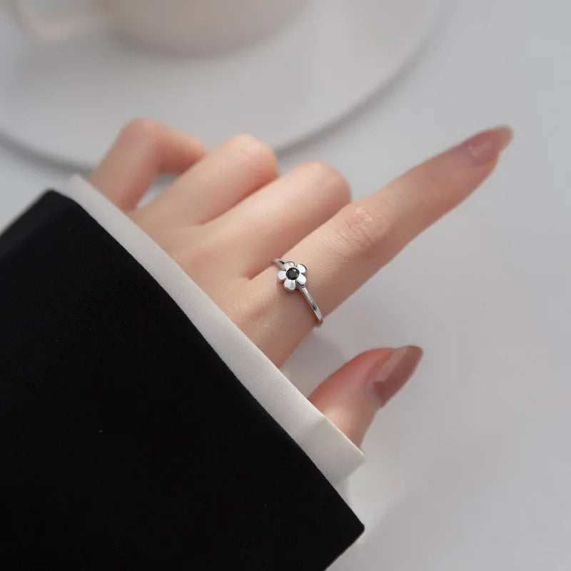 Dainty Bloom Ring
