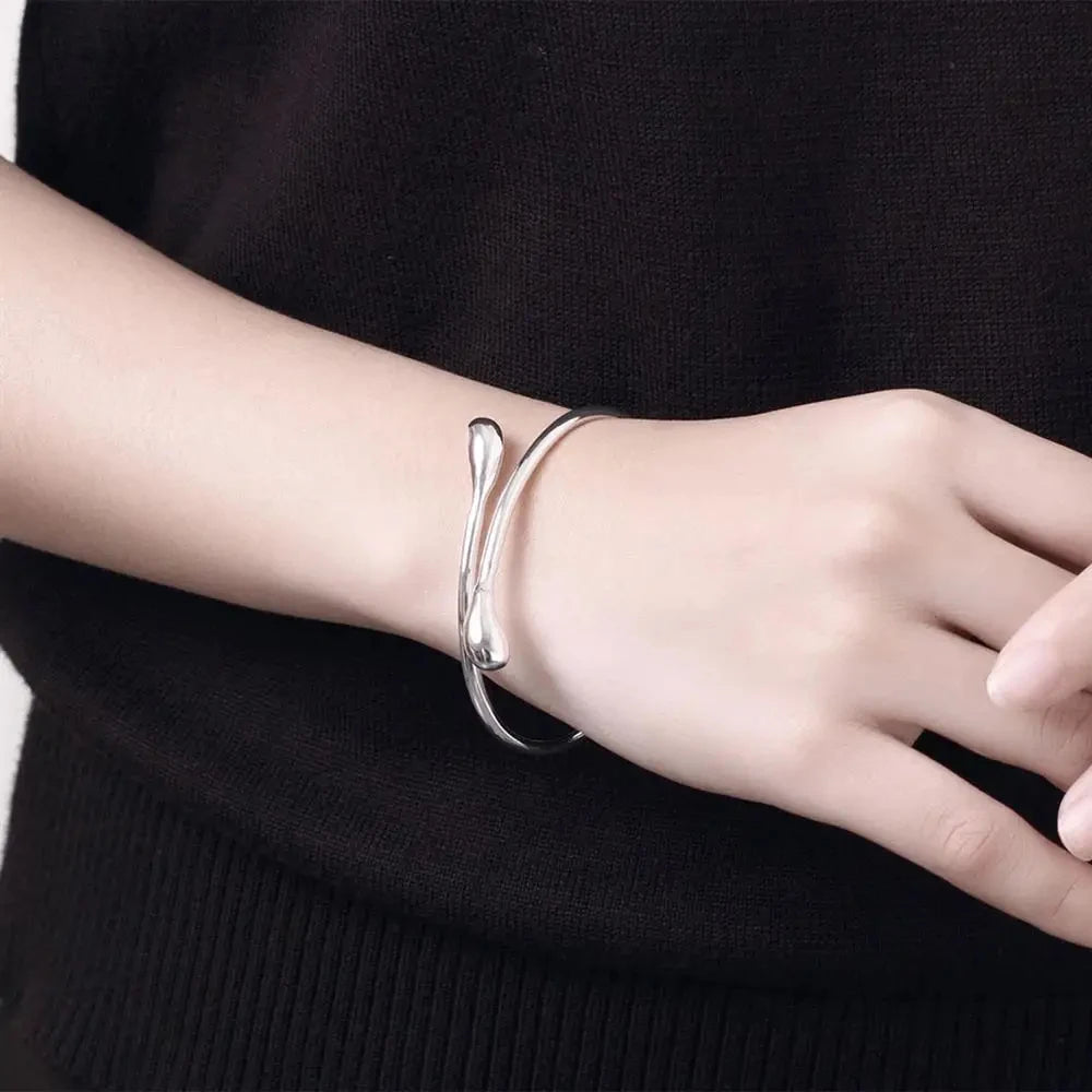 Elegant Crystal Drop Bracelet