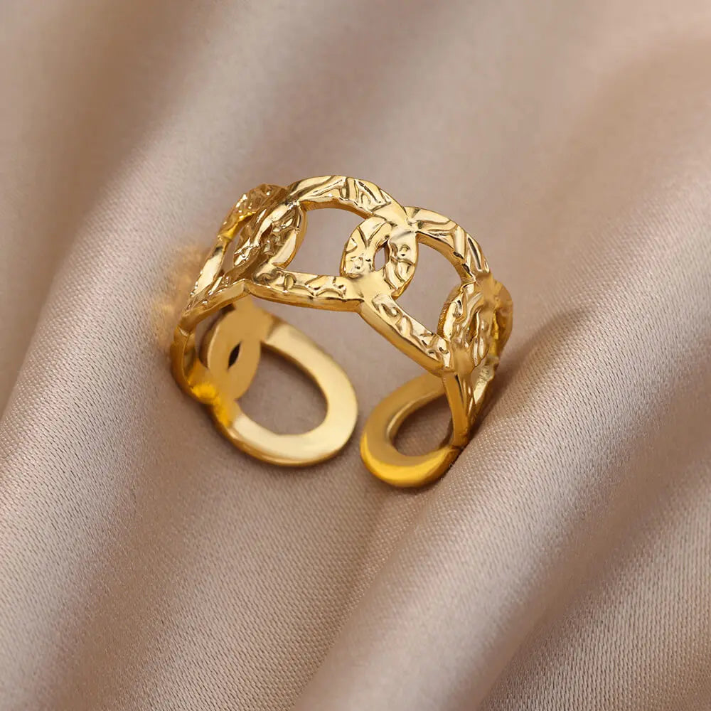 Geometric Bold Ring