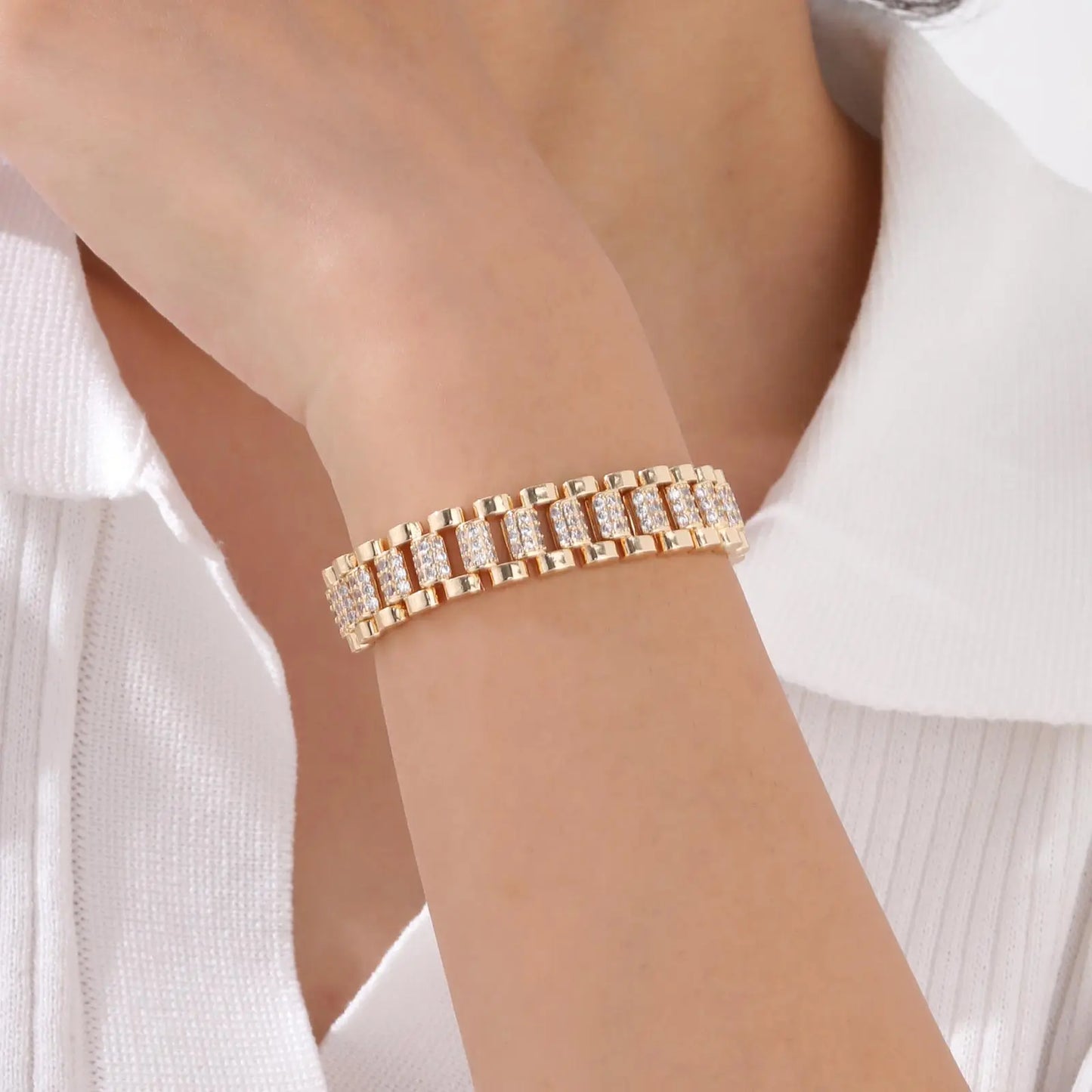 Celeste Gold Paperclip Chain Bracelet