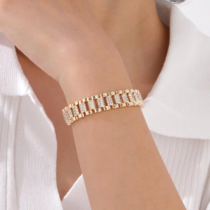 Celeste Gold Paperclip Chain Bracelet