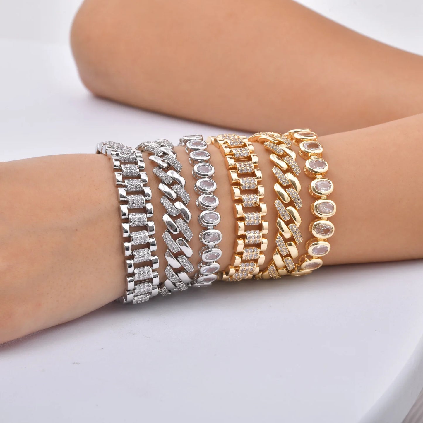 Celeste Gold Paperclip Chain Bracelet