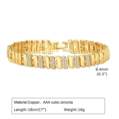 Celeste Gold Paperclip Chain Bracelet