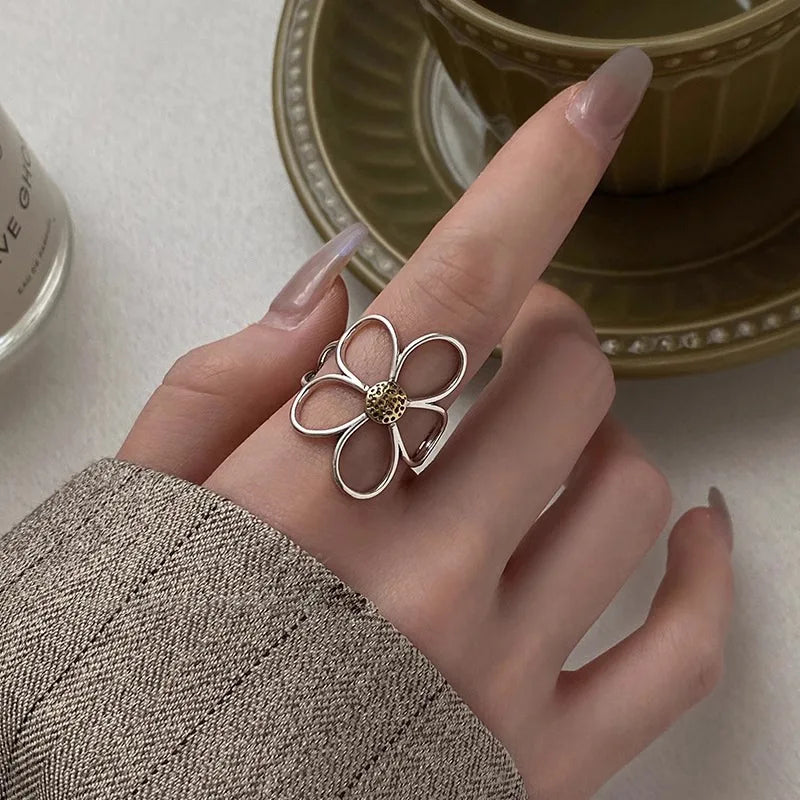 Retro Floral Sterling Ring