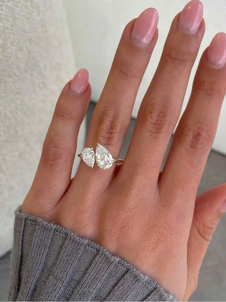 Sparkling Pear Drop Ring