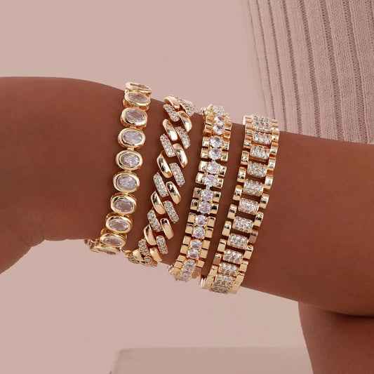 Celeste Gold Paperclip Chain Bracelet