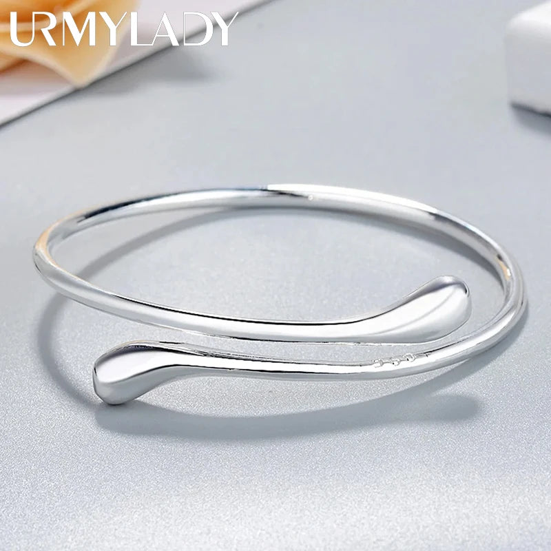 Elegant Crystal Drop Bracelet