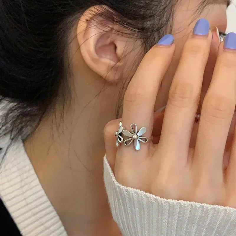 Retro Floral Sterling Ring